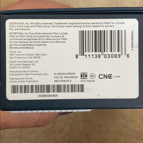 Fitbit Versa - Picture 9 of 12